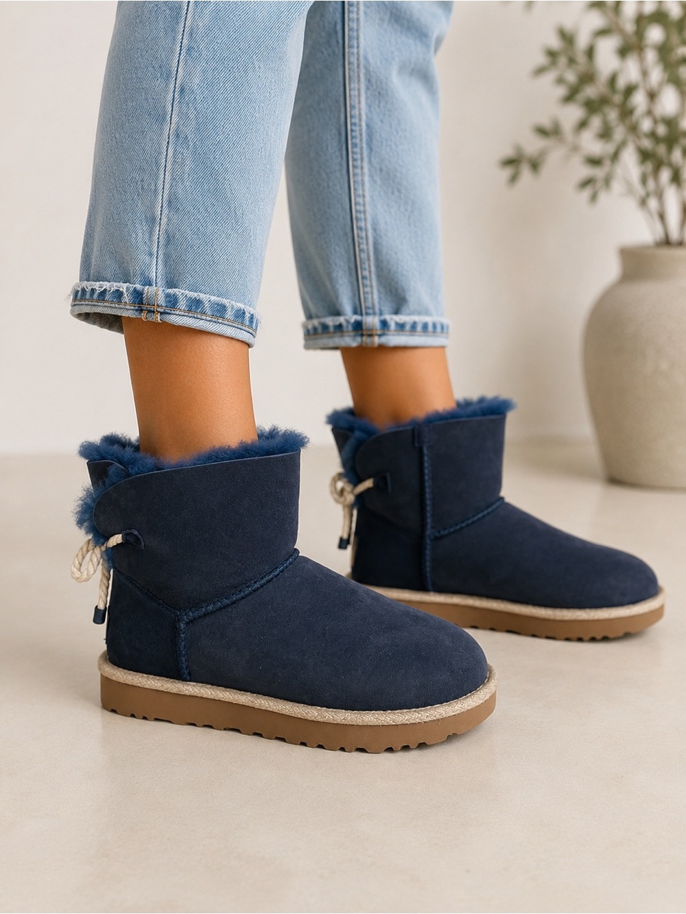 UGG Navy Blue Mini Boots Shearling Lined Suede Winter Booties size 5